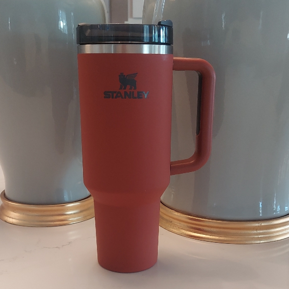 Stanley Quencher H2.0 FlowState 40 oz Tumbler - Red Rust Soft Matte